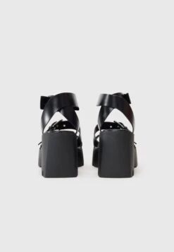 Even&Odd LUCIA - High Heeled Sandals - Black 14 Even&Odd LUCIA - High Heeled Sandals - Black -FOREVER 21 f1837964272f45eea945d10c457ac755