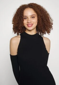 Even&Odd Party Schulterfrei Bodycon Mini Strickkleid - Jumper Dress -FOREVER 21 f2dc5d90fd7d49d18cc121a7993530fa