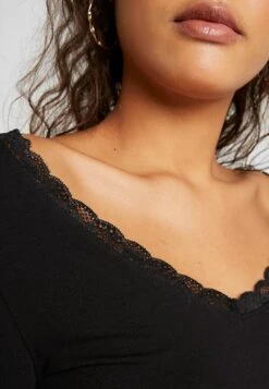 Even&Odd Long Sleeved Top - Black 11 Even&Odd Long Sleeved Top - Black -FOREVER 21 f3d84e6a5e994de983bc076d3a901027