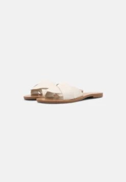 Even&Odd Mules - White -FOREVER 21 f40039afa8d14d0f864f8edf6edaec28