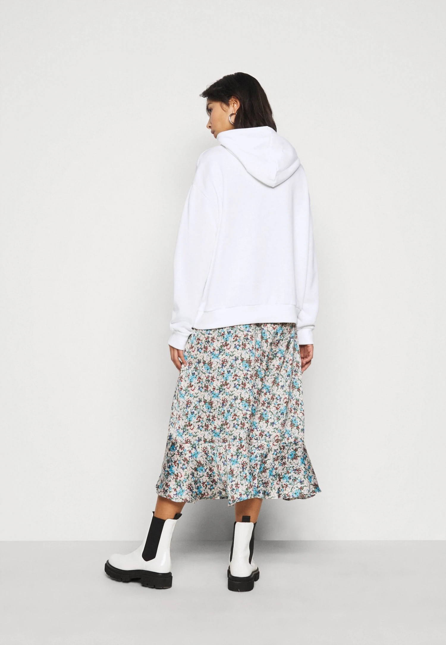 Hoodie - White 5 Hoodie - White - Image 3