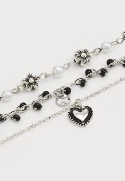 Even&Odd SET - Bracelet - Silver-coloured -FOREVER 21 fbc5d6510d8745cc85fb7c18aea35378