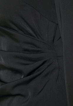 Cocktail Dress / Party Dress - Black -FOREVER 21 fc403b6330e74efabb4c207abf5d1a2f